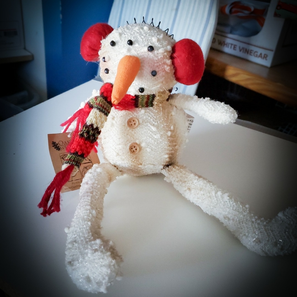 Oakstreet wholesale snowman decor